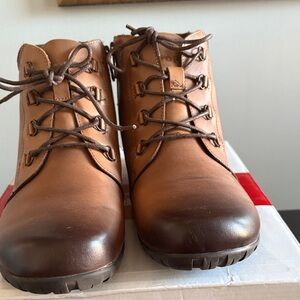 Women’s Propet Tan Leather Chukka Boots